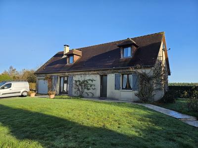 Maison - 104 m² - 6 pièces