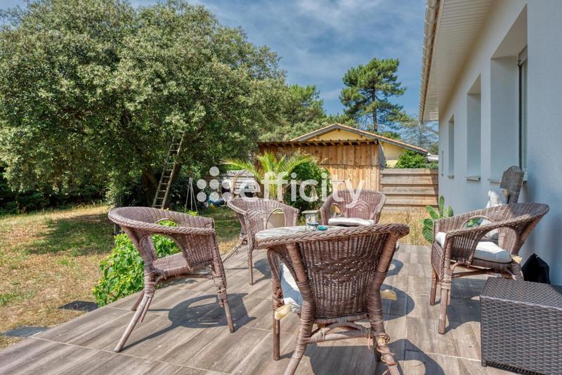 Maison - 122 m² - 6 pièces