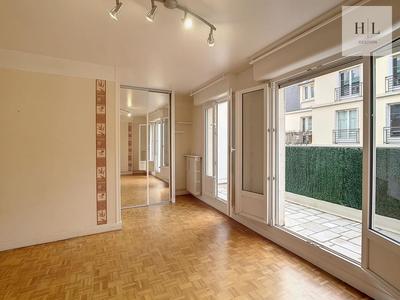 Studio - 28 m² - 1 pièce