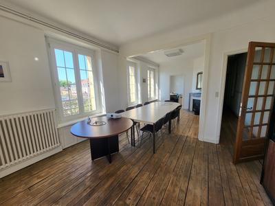 Duplex - 149 m² - 6 pièces