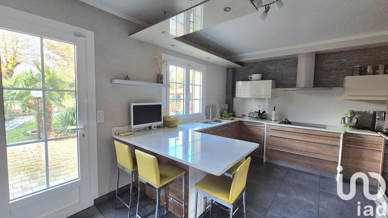 Maison - 142 m² - 6 pièces