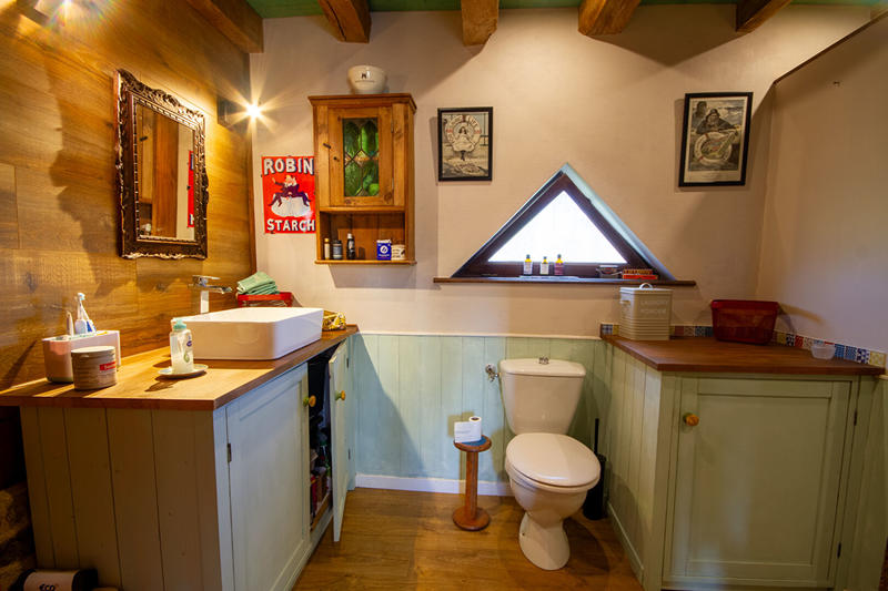 Maison - 205 m² - 9 pièces