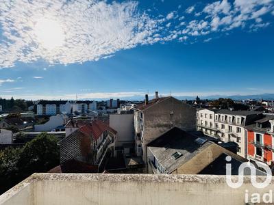 Appartement - 80 m² - 3 pièces