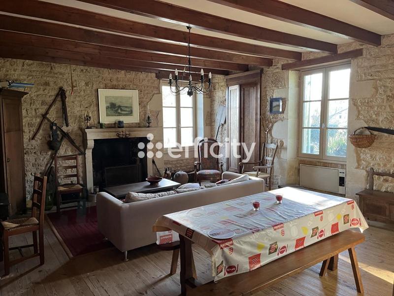 Maison - 99 m² - 4 pièces