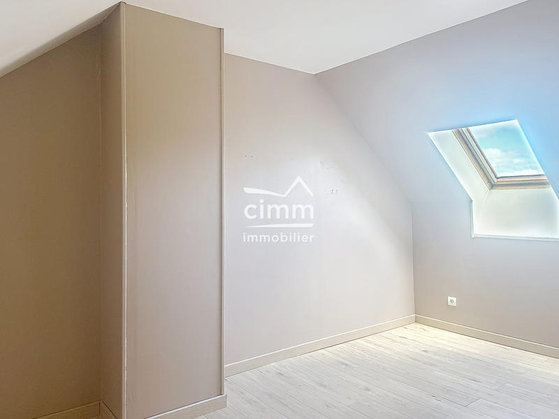 Maison - 101 m² - 6 pièces