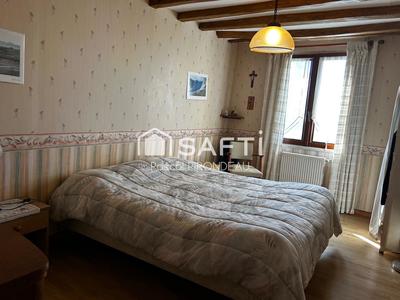 Maison - 162 m² - 7 pièces