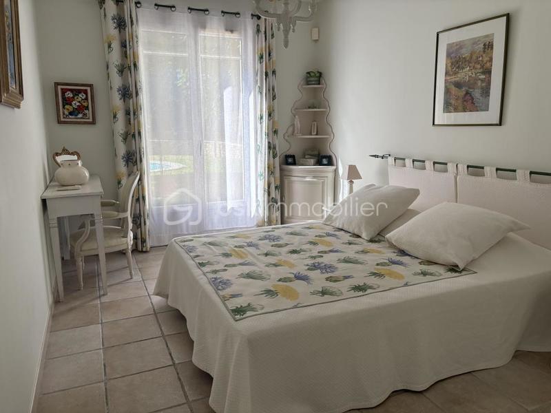 Villa - 196 m² - 7 pièces