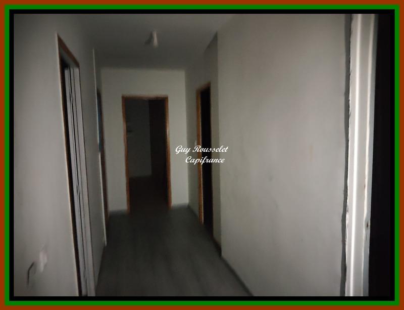 Immeuble - 211 m² - 10 pièces