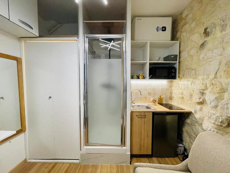 Appartement - 8 m² - 1 pièce