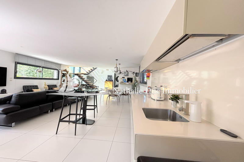 Villa - 180 m² - 4 pièces