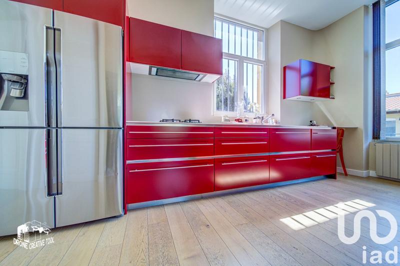 Maison - 365 m² - 10 pièces