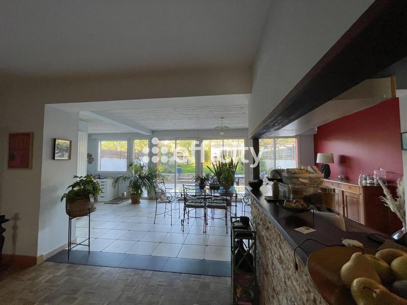 Pavillon - 130 m² - 5 pièces