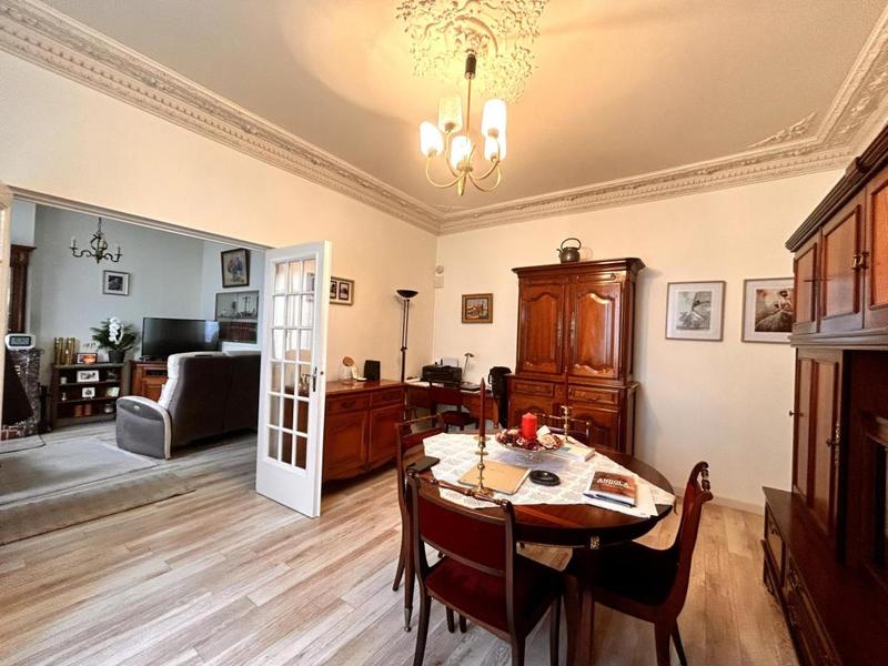 Maison de ville - 99 m² - 5 pièces