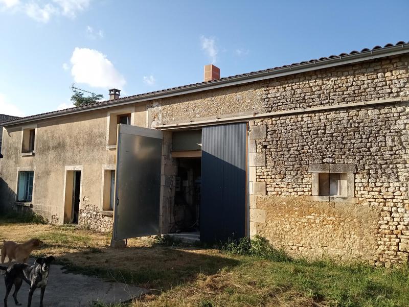 Maison - 212 m² - 4 pièces