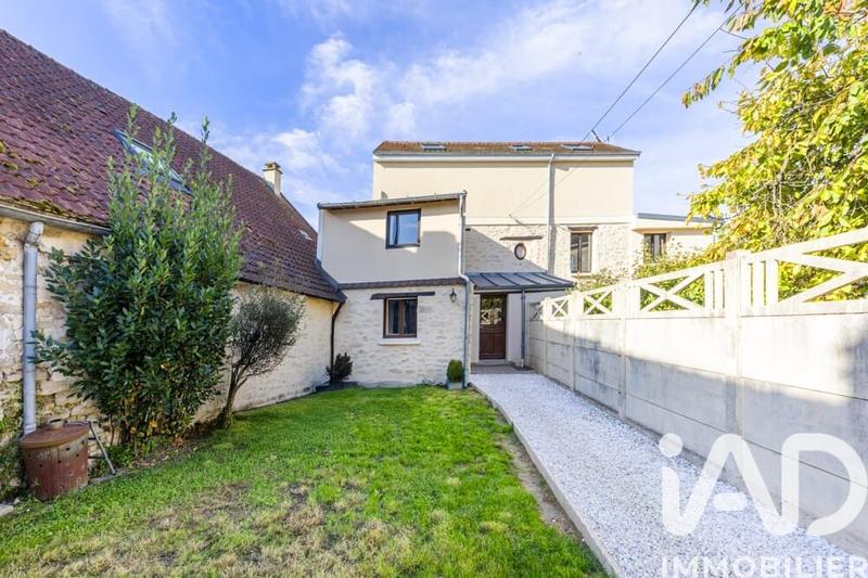 Maison - 110 m² - 6 pièces