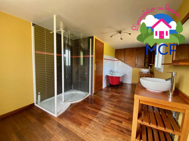 Maison ancienne - 230 m² - 8 pièces