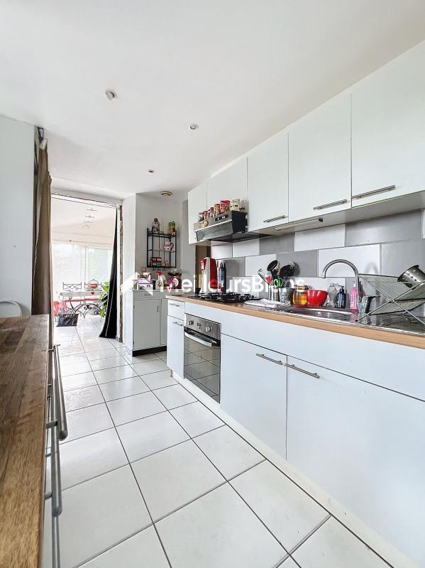 Maison - 95 m² - 5 pièces