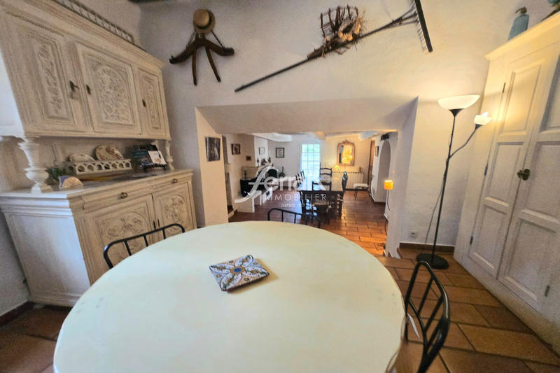 Bastide - 325 m² - 15 pièces