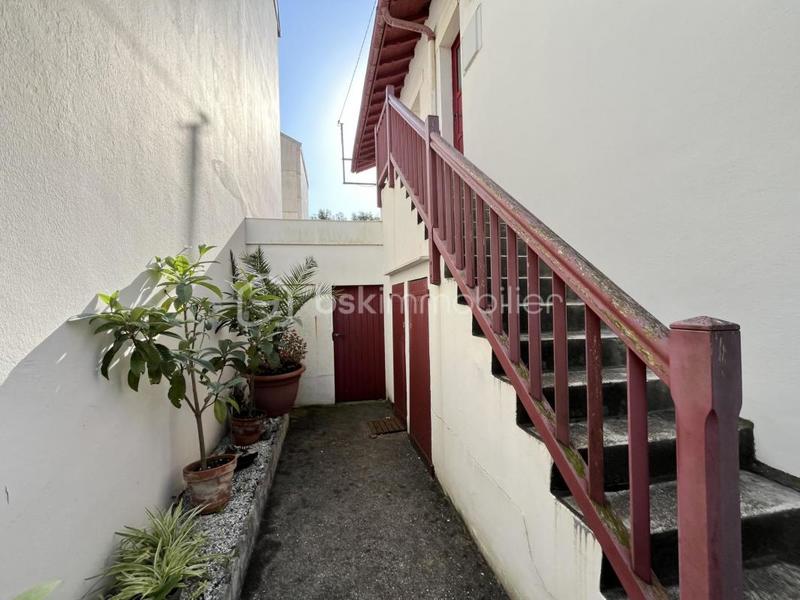 Villa - 174 m² - 7 pièces