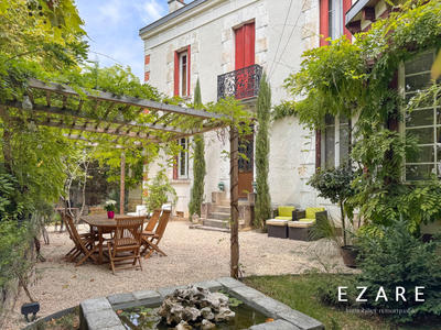 Maison - 211 m² - 9 pièces