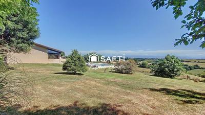 Maison - 95 m² - 3 pièces