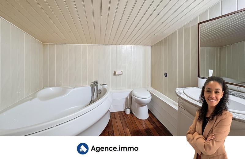 Maison - 217 m² - 8 pièces