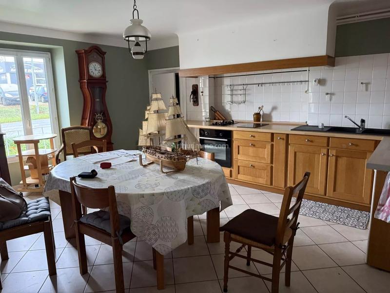 Maison - 190 m² - 6 pièces