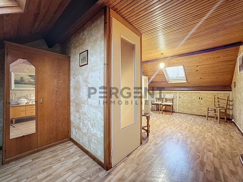 Maison - 97 m² - 6 pièces