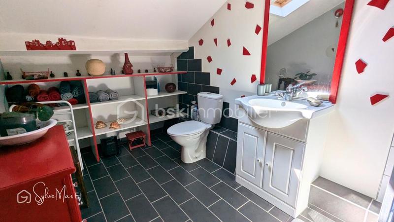 Maison - 160 m² - 9 pièces