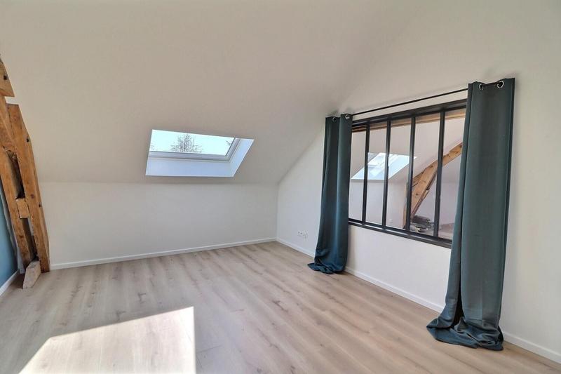 Maison - 206 m² - 7 pièces