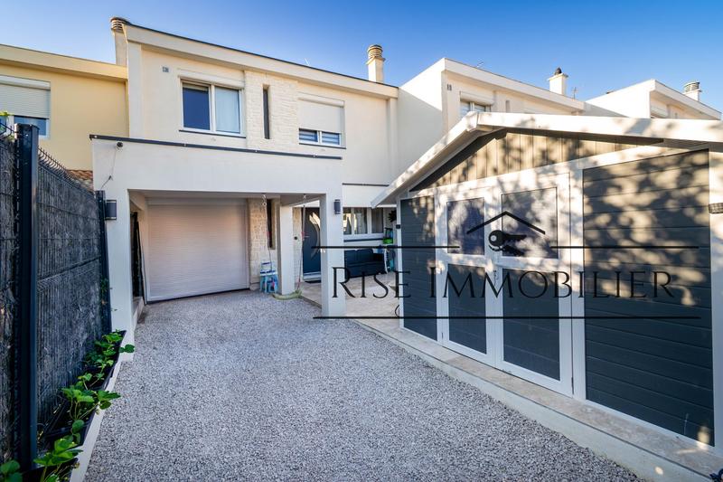 Maison - 90 m² - 4 pièces