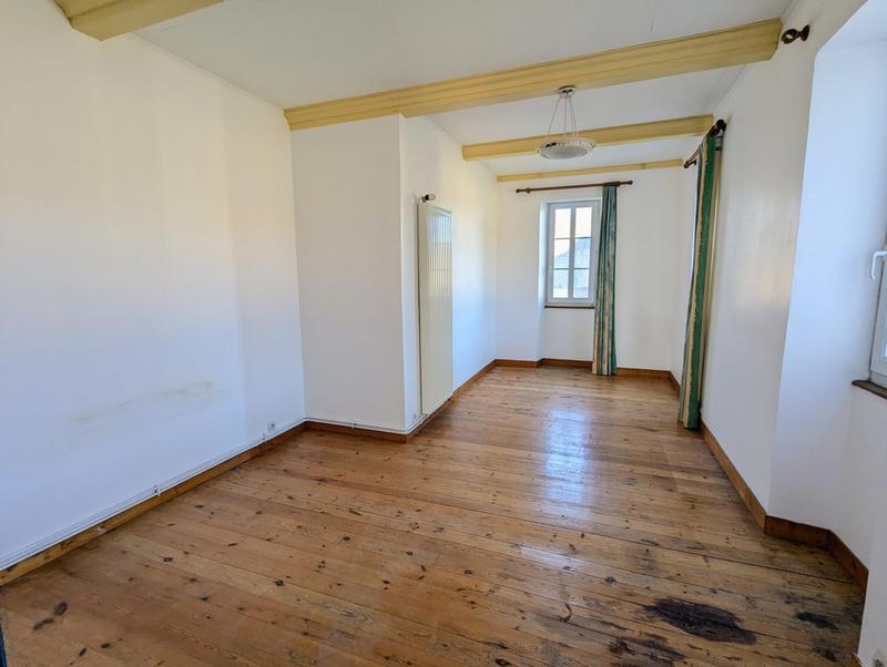 Maison - 301 m² - 8 pièces