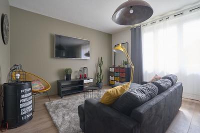 Appartement - 83 m² - 5 pièces