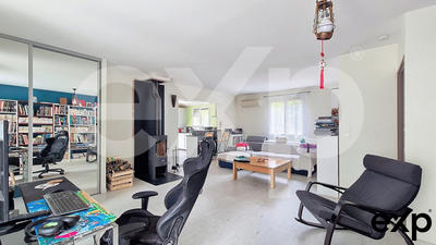 Maison traditionnelle - 97 m² - 5 pièces