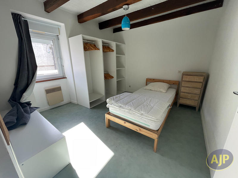 Maison - 104 m² - 5 pièces