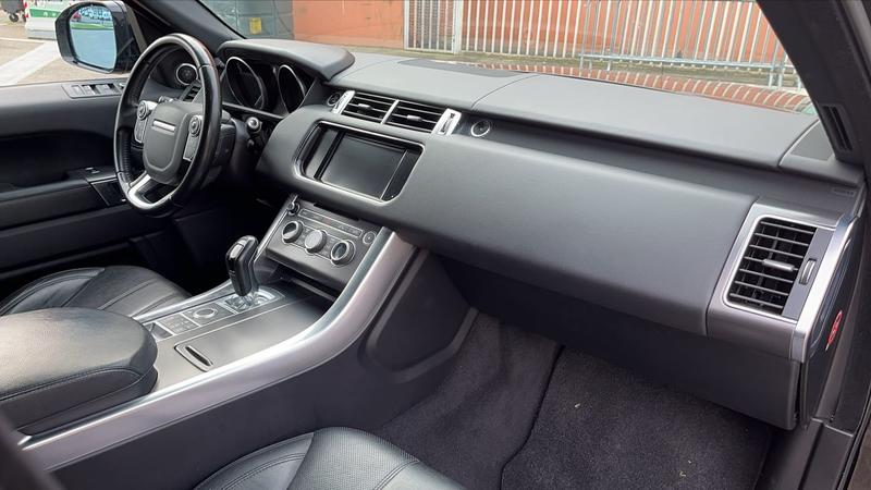 Land Rover Range Rover Sport 3.0 Tdv6 4wd 258 Bva Hse - Automatique Toit ouvrant