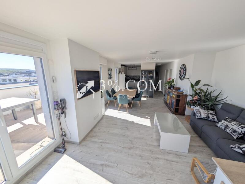 Appartement - 92 m² - 4 pièces