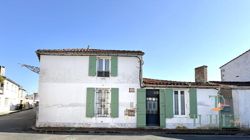 Maison - 110 m² - 6 pièces