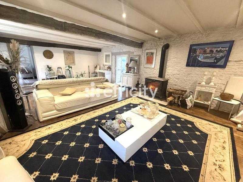 Longère - 209 m² - 5 pièces