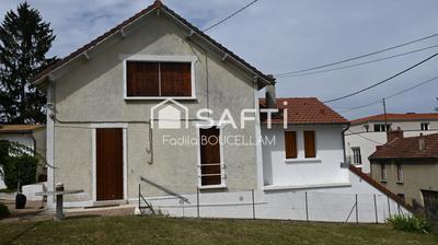 Maison - 140 m² - 5 pièces