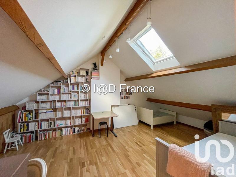 Maison - 177 m² - 7 pièces