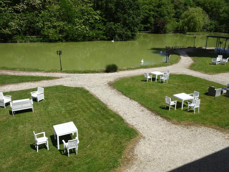 Château - 1 500 m² - 30 pièces