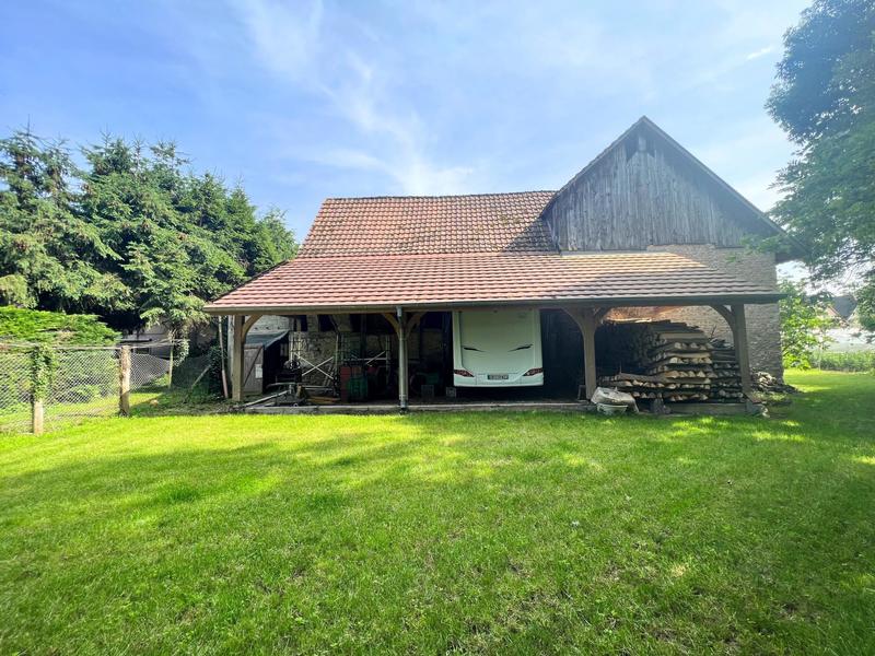 Maison - 204 m² - 6 pièces