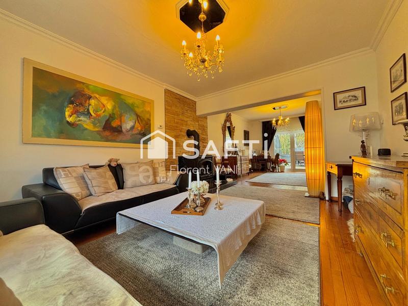 Maison - 151 m² - 7 pièces