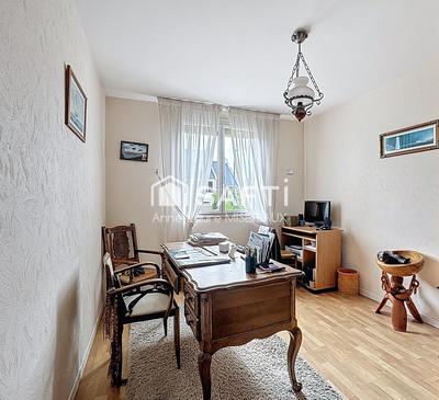 Maison - 133 m² - 8 pièces