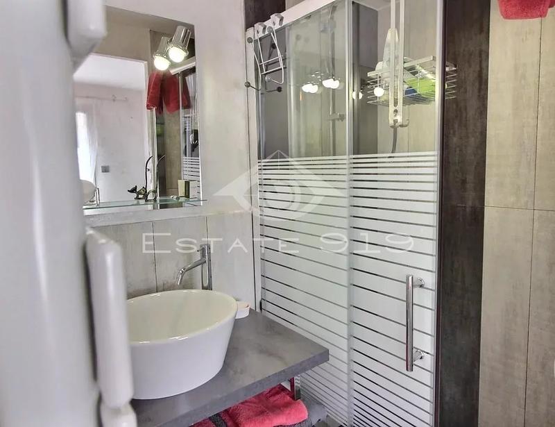 Villa - 183 m² - 6 pièces