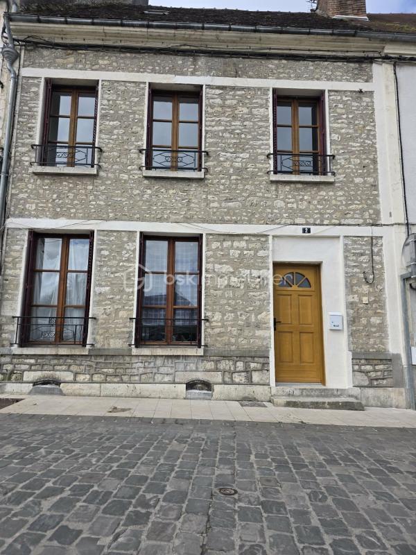Maison de ville - 88 m² - 4 pièces