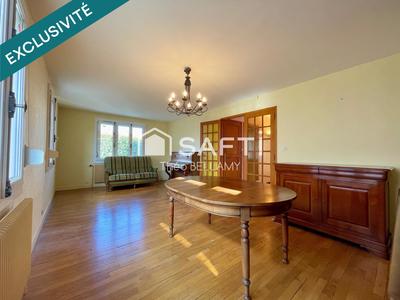 Maison - 143 m² - 7 pièces