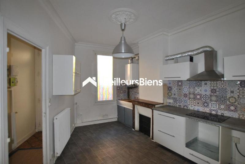 Maison - 99 m² - 4 pièces