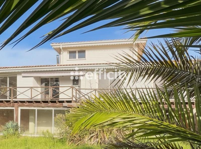 Villa - 147 m² - 6 pièces